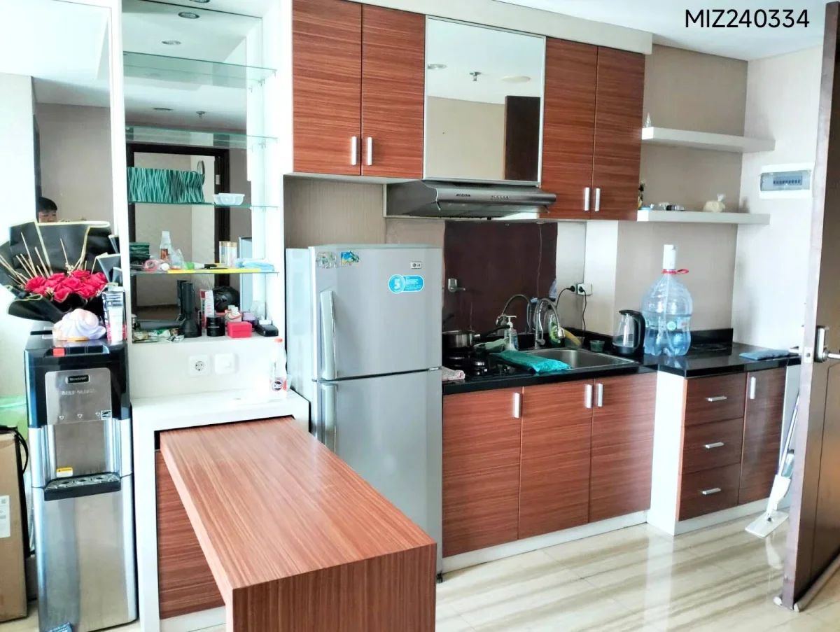 Apartemen Grand Sungkono LagoonVenetian Tower | dekat pintu Tol Kota Satelit