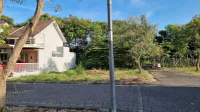 Tanah Kavling Citraland Surabaya Barat Model Bangun Bebas 