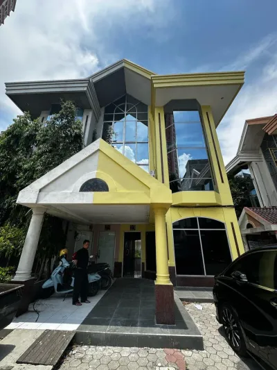 DIJUAL RUKO TAMAN BEVERLY SIAP PAKAI! 3 LANTAI - FULL BANGUNAN  - SURABAYA 