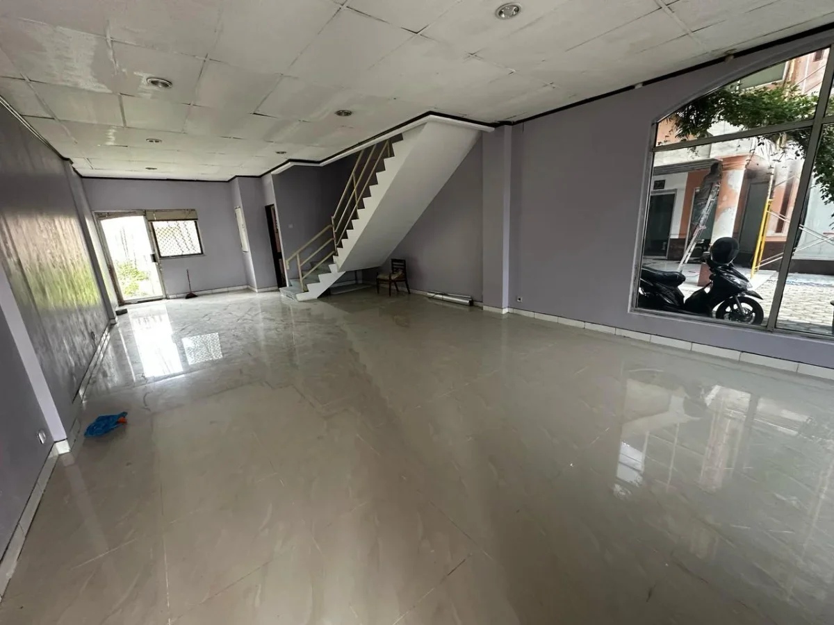 DIJUAL RUKO TAMAN BEVERLY SIAP PAKAI! 3 LANTAI - FULL BANGUNAN  - SURABAYA  - Galeri 4