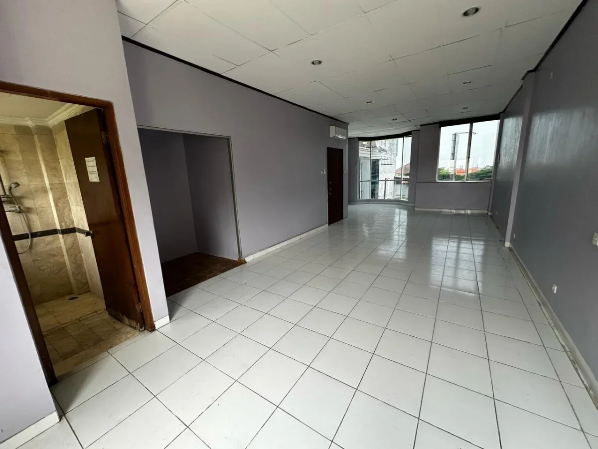 DIJUAL RUKO TAMAN BEVERLY SIAP PAKAI! 3 LANTAI - FULL BANGUNAN  - SURABAYA  - Galeri 9