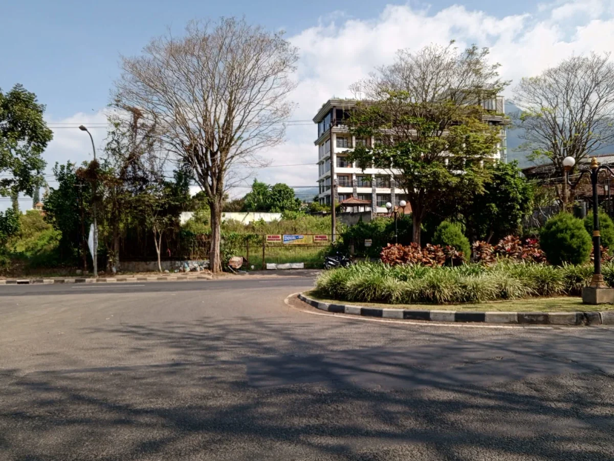 Dijual Tanah Strategis -Kota Batu – Cocok untuk Villa atau Investasi - Dekat Jatim Park 1&2 - Galeri 3