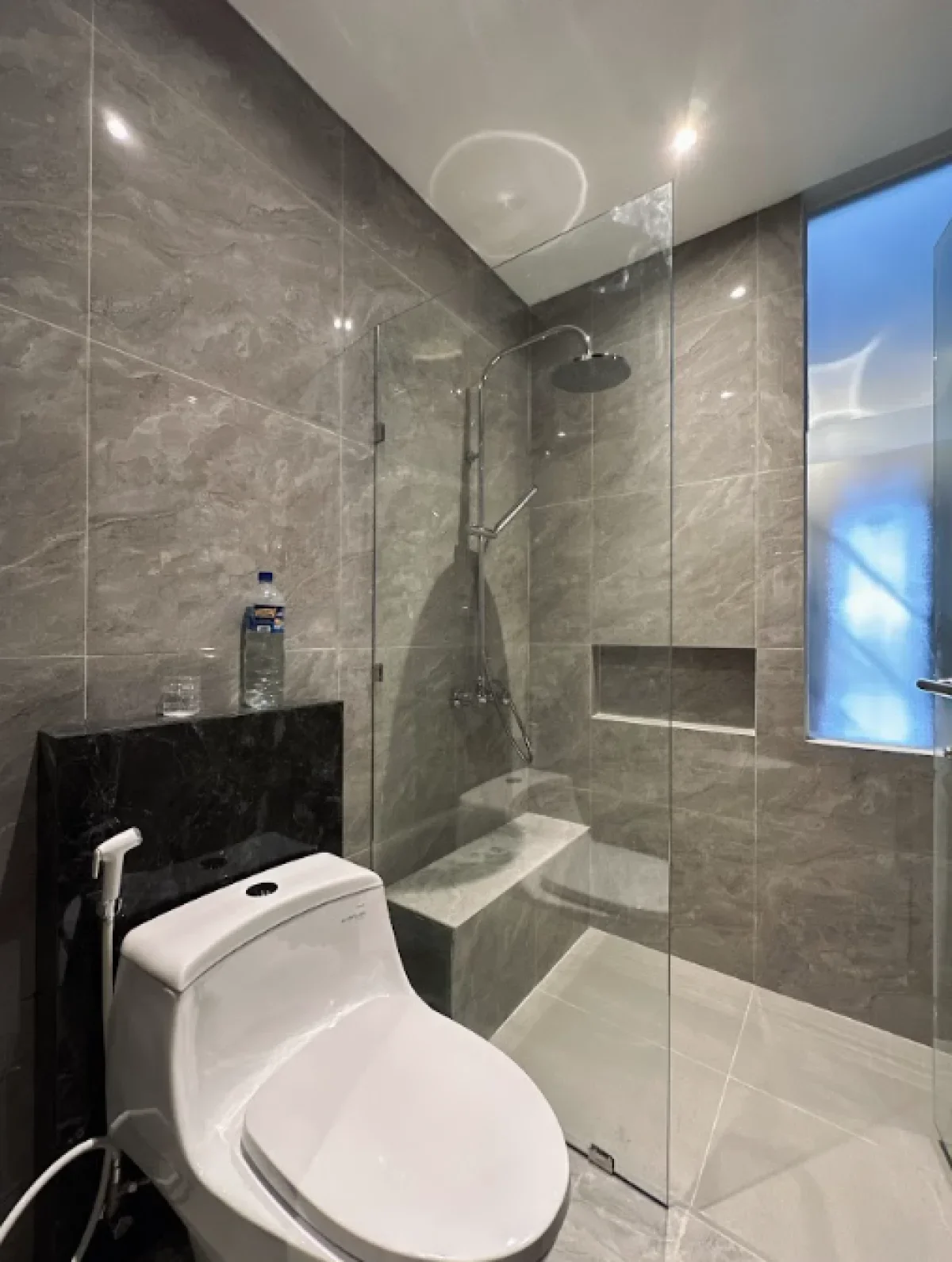 “Eksklusif! Palma Grandia Arden - Rumah Cantik di Lingkungan Elite CitraLand- Akses Cepat ke Tol & Kota Surabaya! - Galeri 13