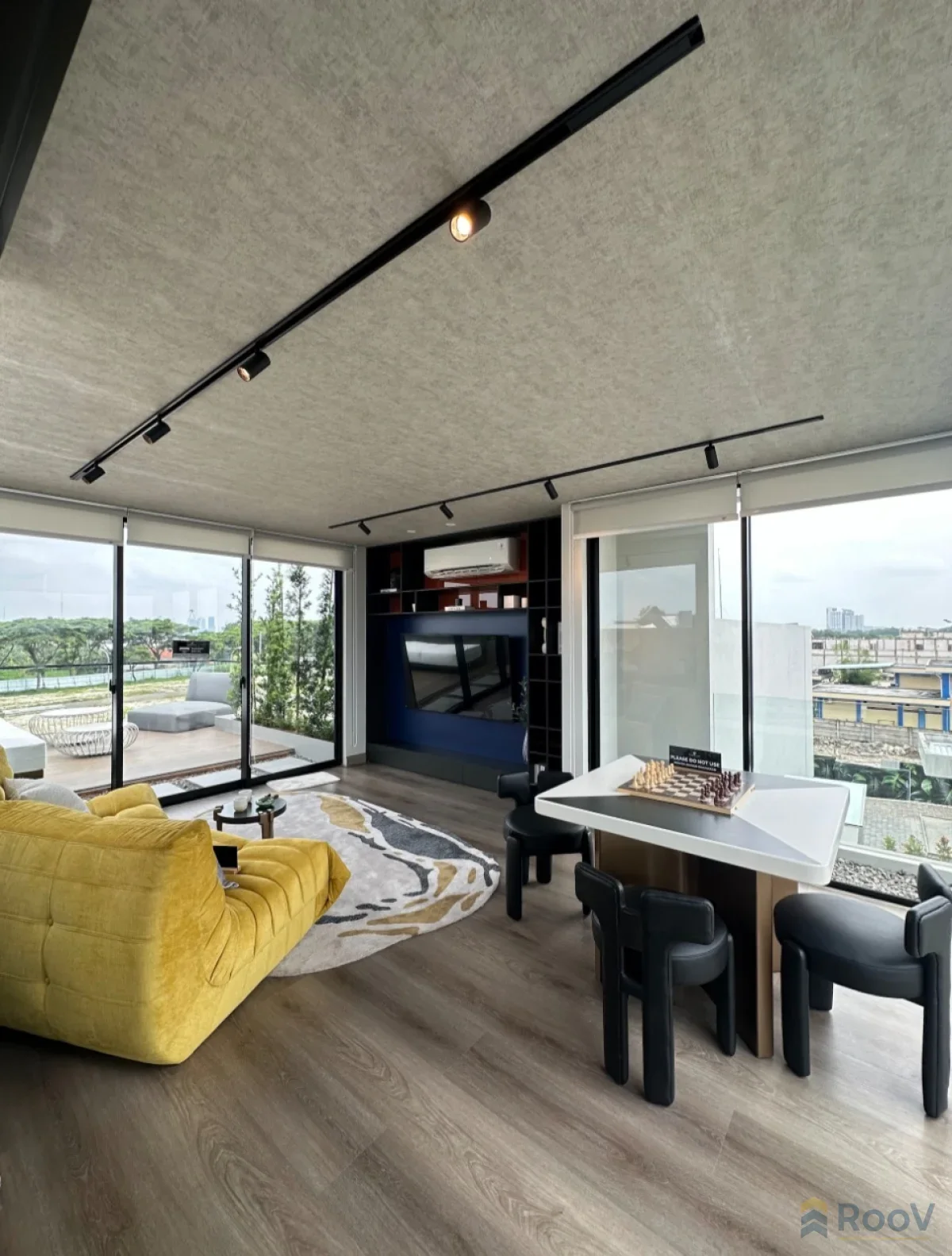 Rumah Villa Surabaya Barat Citraland Dempsey Hill Maple - Galeri 9