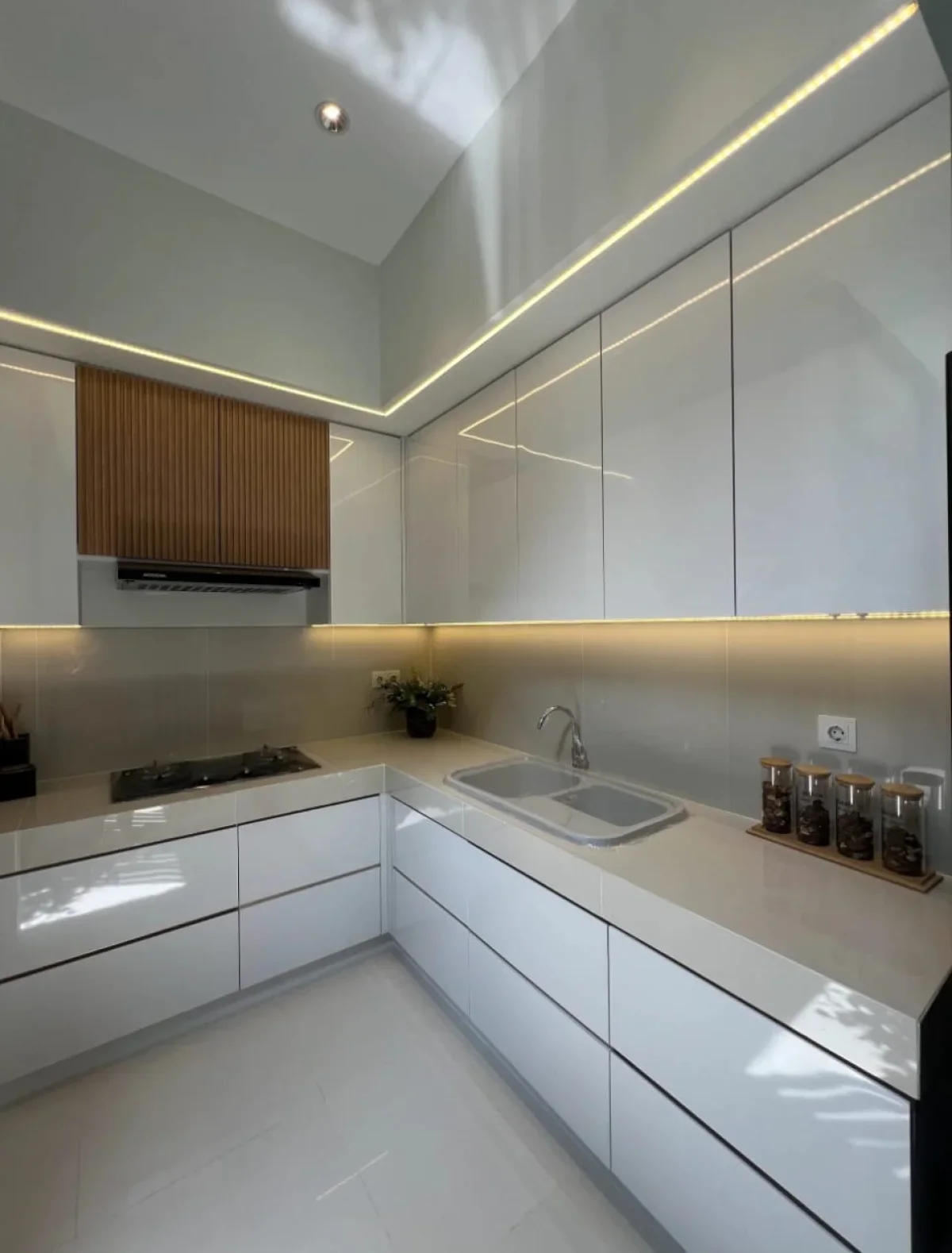 DIJUAL RUMAH GRESS FREE PPN 2026 Baru Citraland Surabaya Barat District 9 - Galeri 10