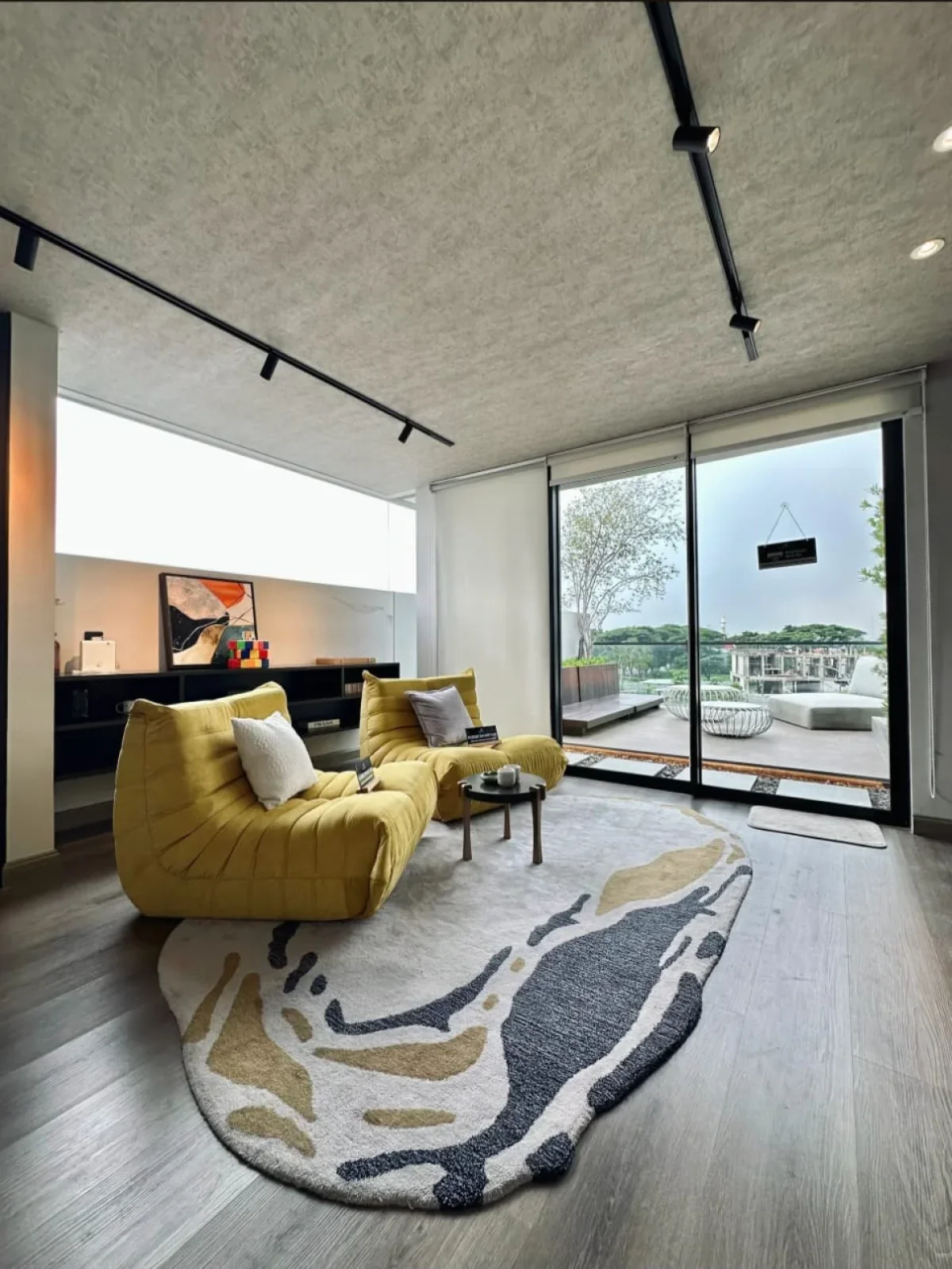 Villa lengkap Kolam Renang Pool - Citraland Maple Dempsey Surabaya Barat Ready Stok Unit Full Furnish - Galeri 9