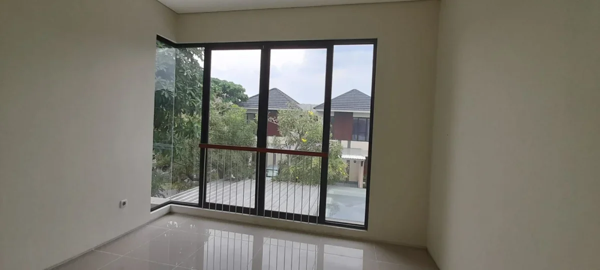 Rumah Citraland dekat Margomulyo Tandes Disewakan  - Galeri 9