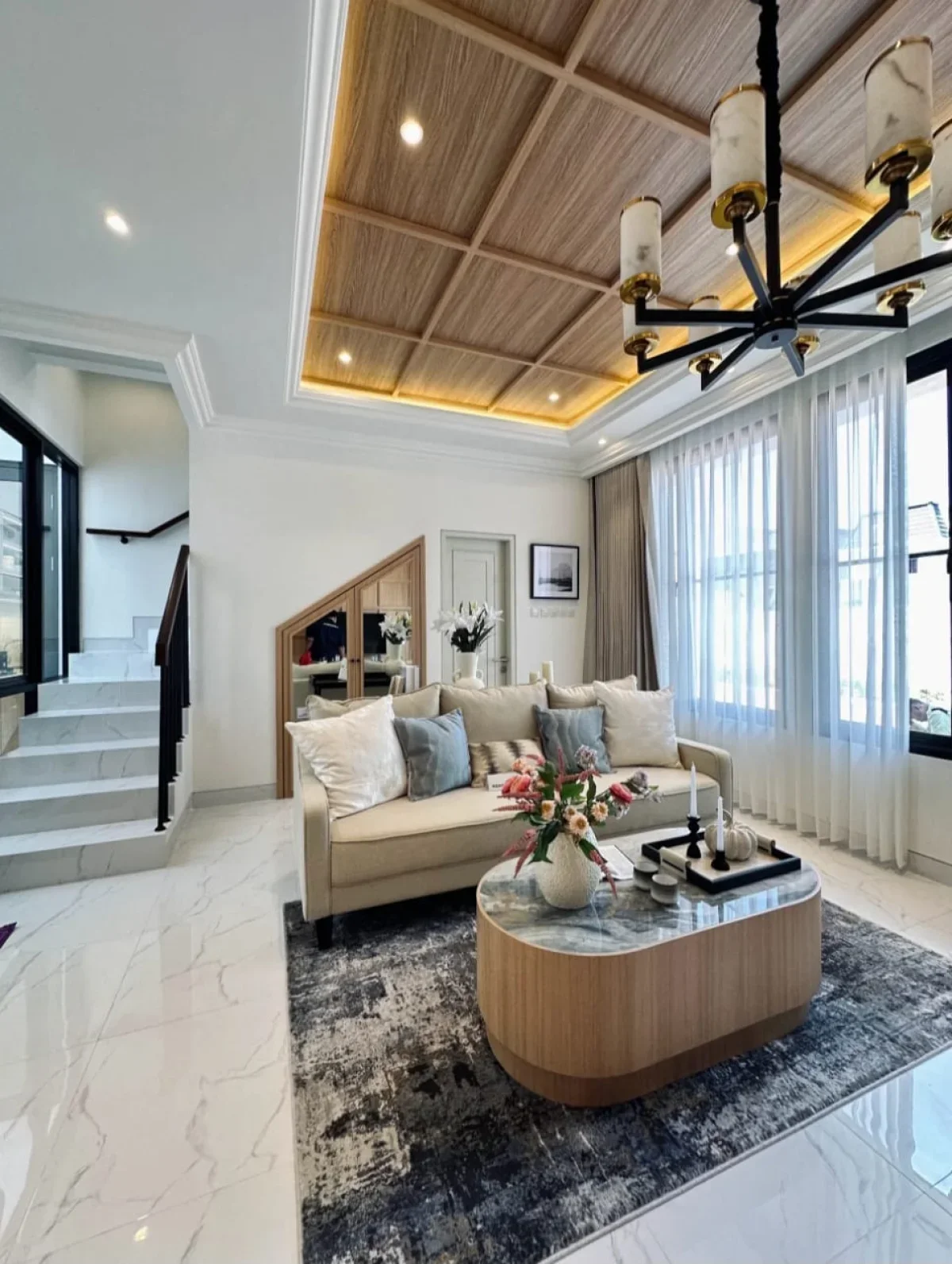 Rumah Dian Istana Surabaya Barat Premium lebar 9 2M an dekat pintu Tol - Galeri 4