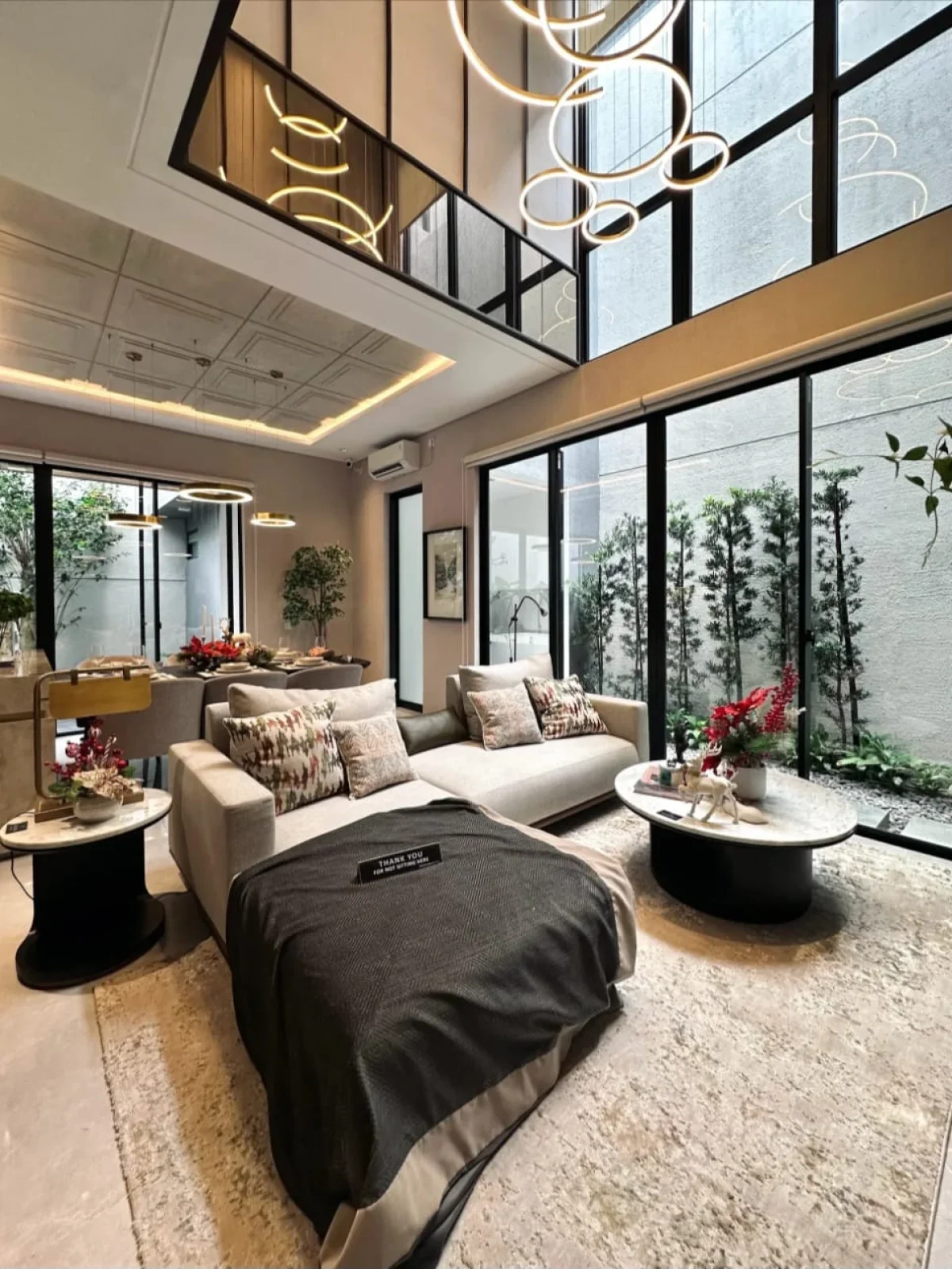 Rumah Citraland Omnia Emerald Stone Surabaya Barat dekat Universitas Ciputra - Galeri 2