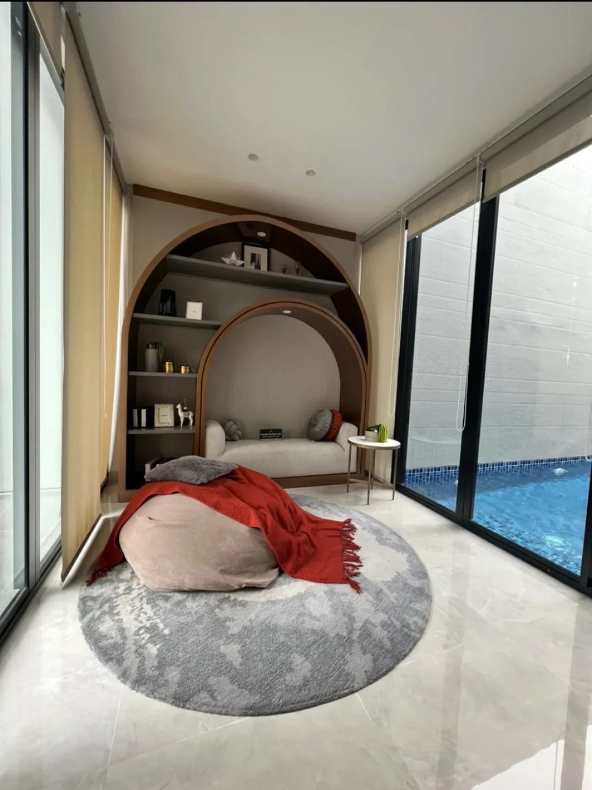 Hunian Ala Villa - Nuansa Resort yang Tenang & Nyaman  - Pelican Hill Tipe Madison - Surabaya Barat  - Galeri 7