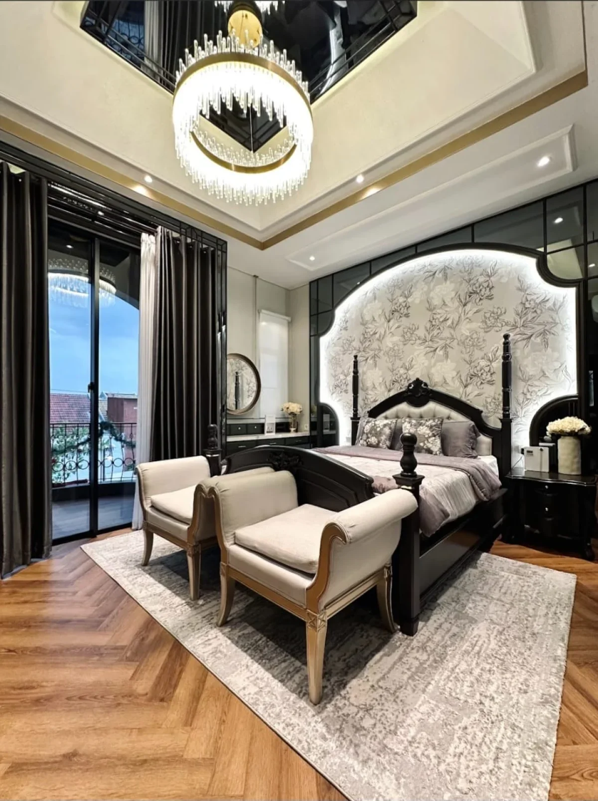 Rumah American Classic Mansion Nine tipe Grand Carla Surabaya area Lakarsantri - Galeri 9