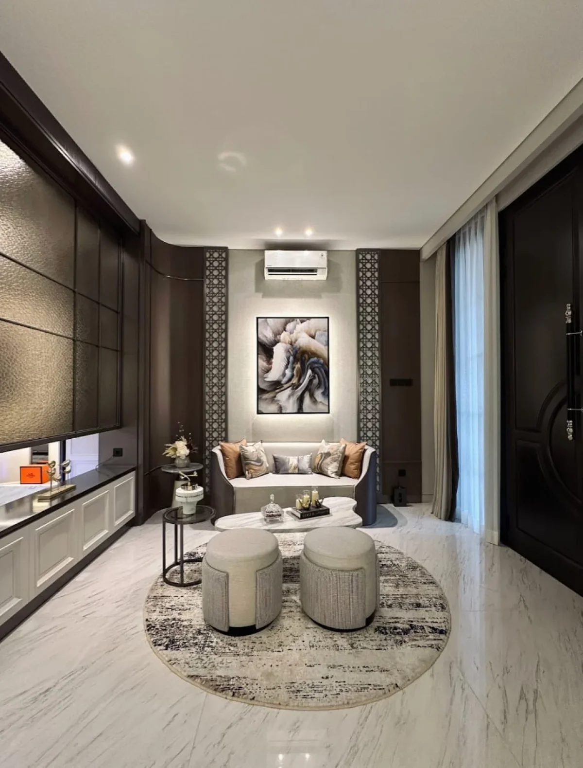 Rumah Classic Modern di Pakuwon Indah tipe Gerald - dekat Pakuwon Mall - Galeri 4