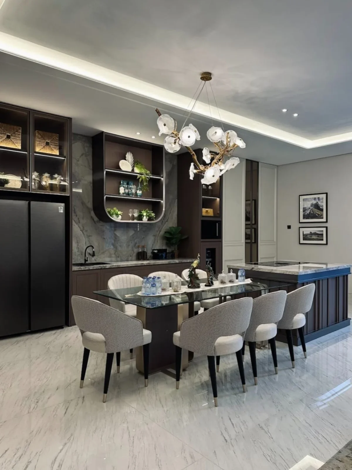 Rumah Classic Modern di Pakuwon Indah tipe Gerald - dekat Pakuwon Mall - Galeri 7