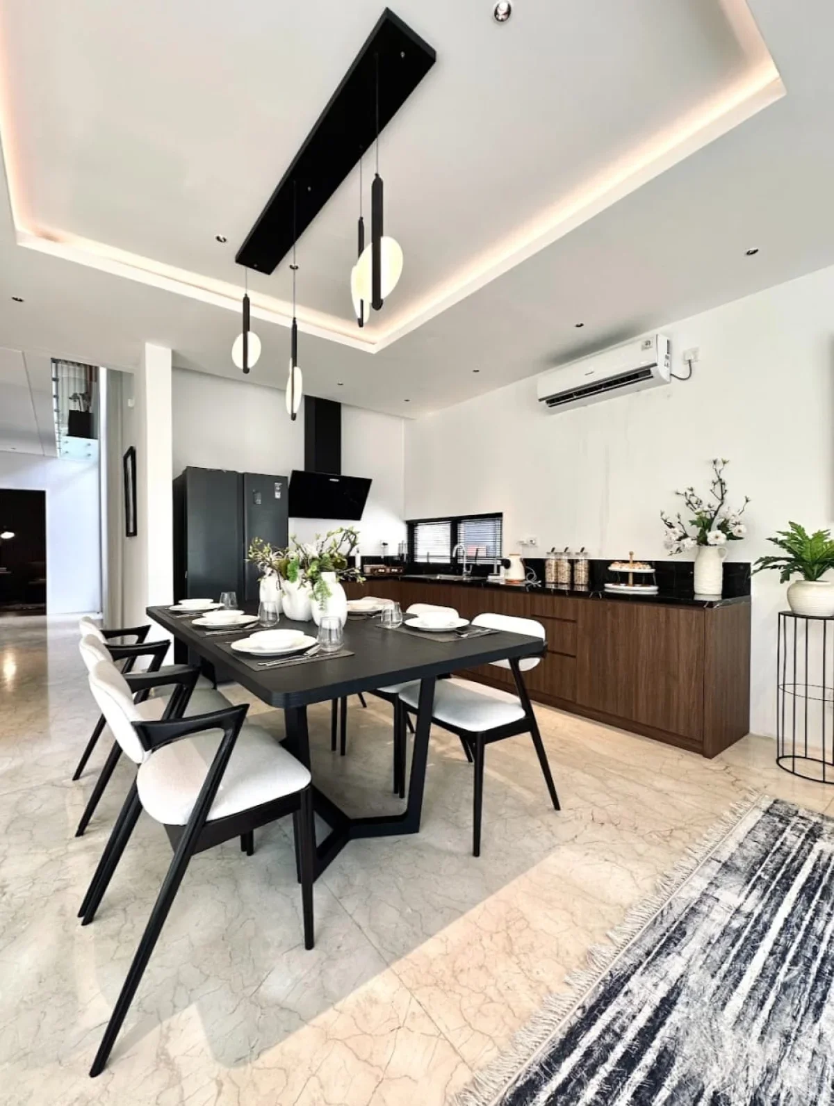 Rumah Classic Surabaya Royal Residence tipe Margaret area Lontar - Hunian Strategis - Galeri 6