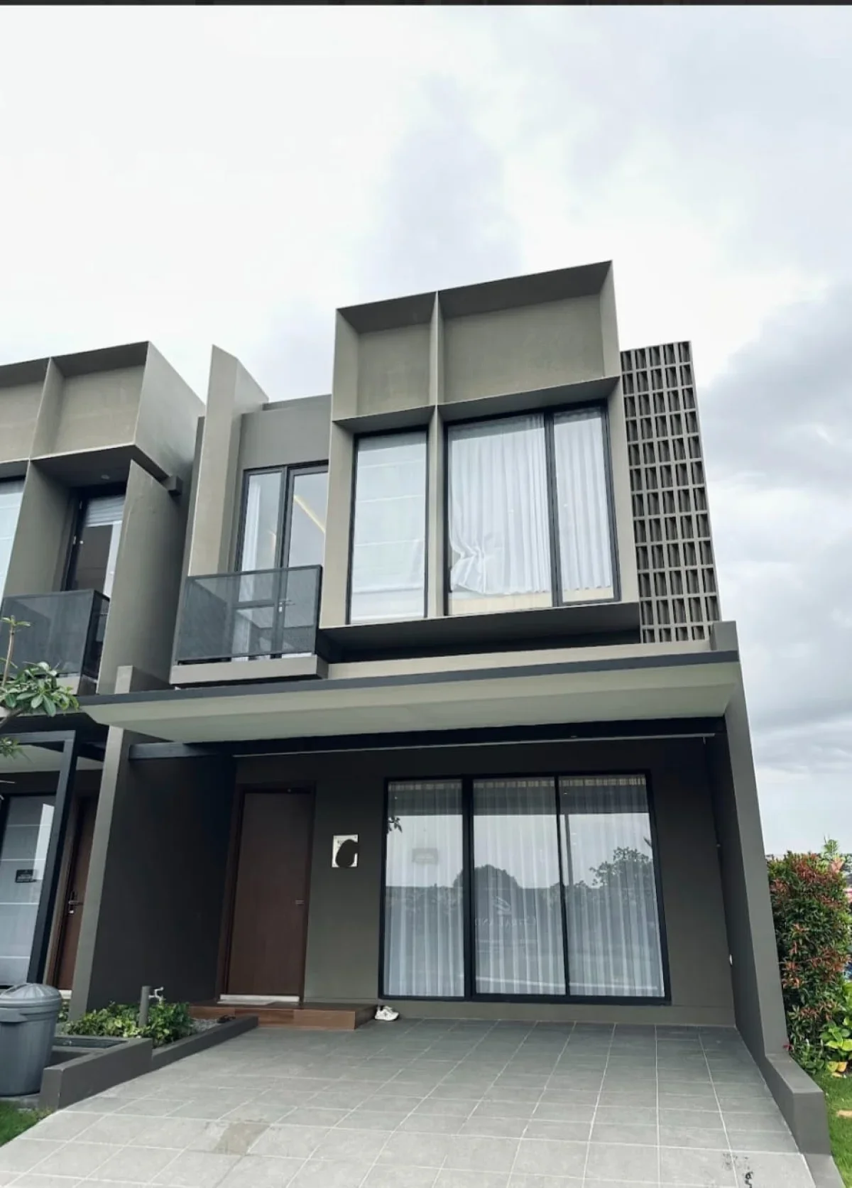 Rumah Surabaya Northwest Garden tipe Giana CitraLand - dekat Gwalk