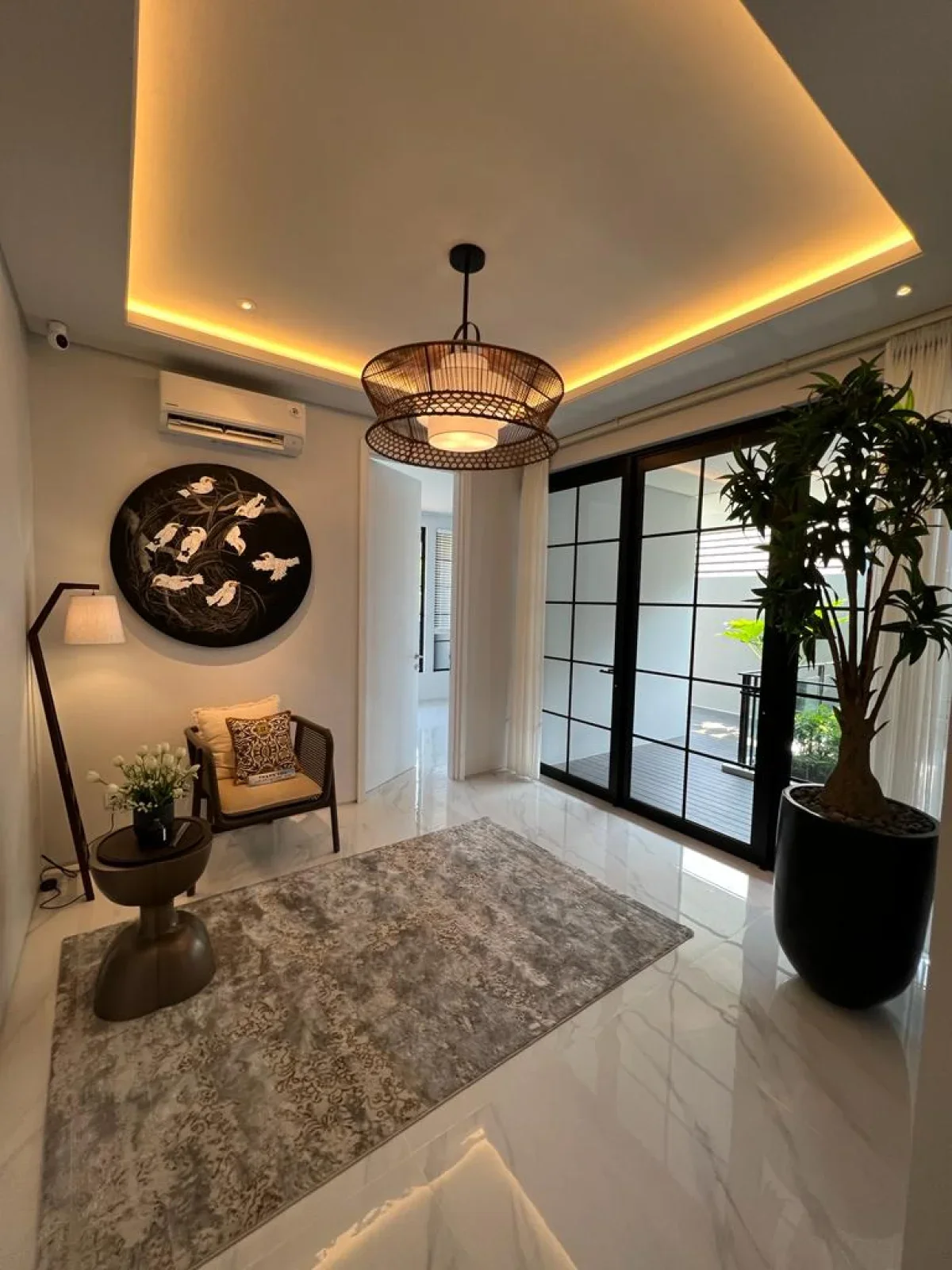 Rumah Mewah Eastwood Aquamarine + Lift – Desain Elegan & Modern - Surabaya Barat  - Galeri 3