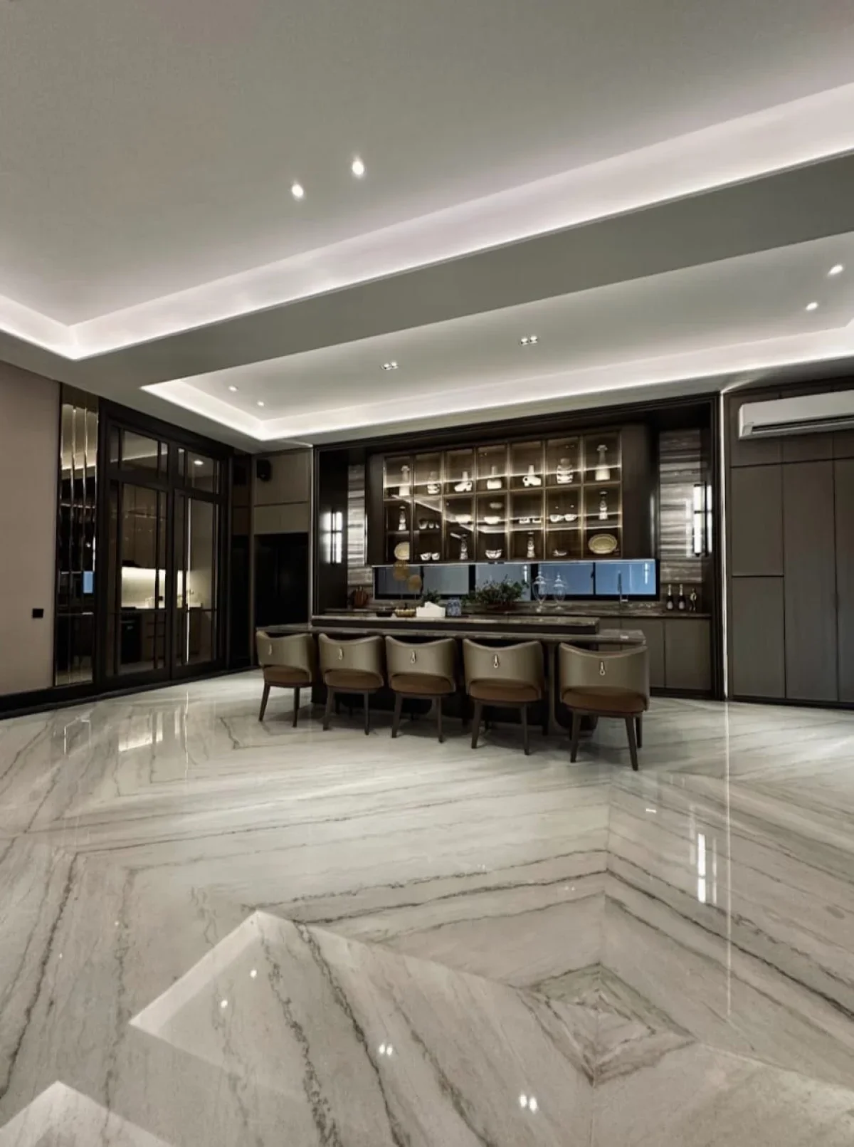 Rumah Modern Pakuwon Indah Surabaya tipe Greta - dekat Pakuwon Mall - Galeri 4