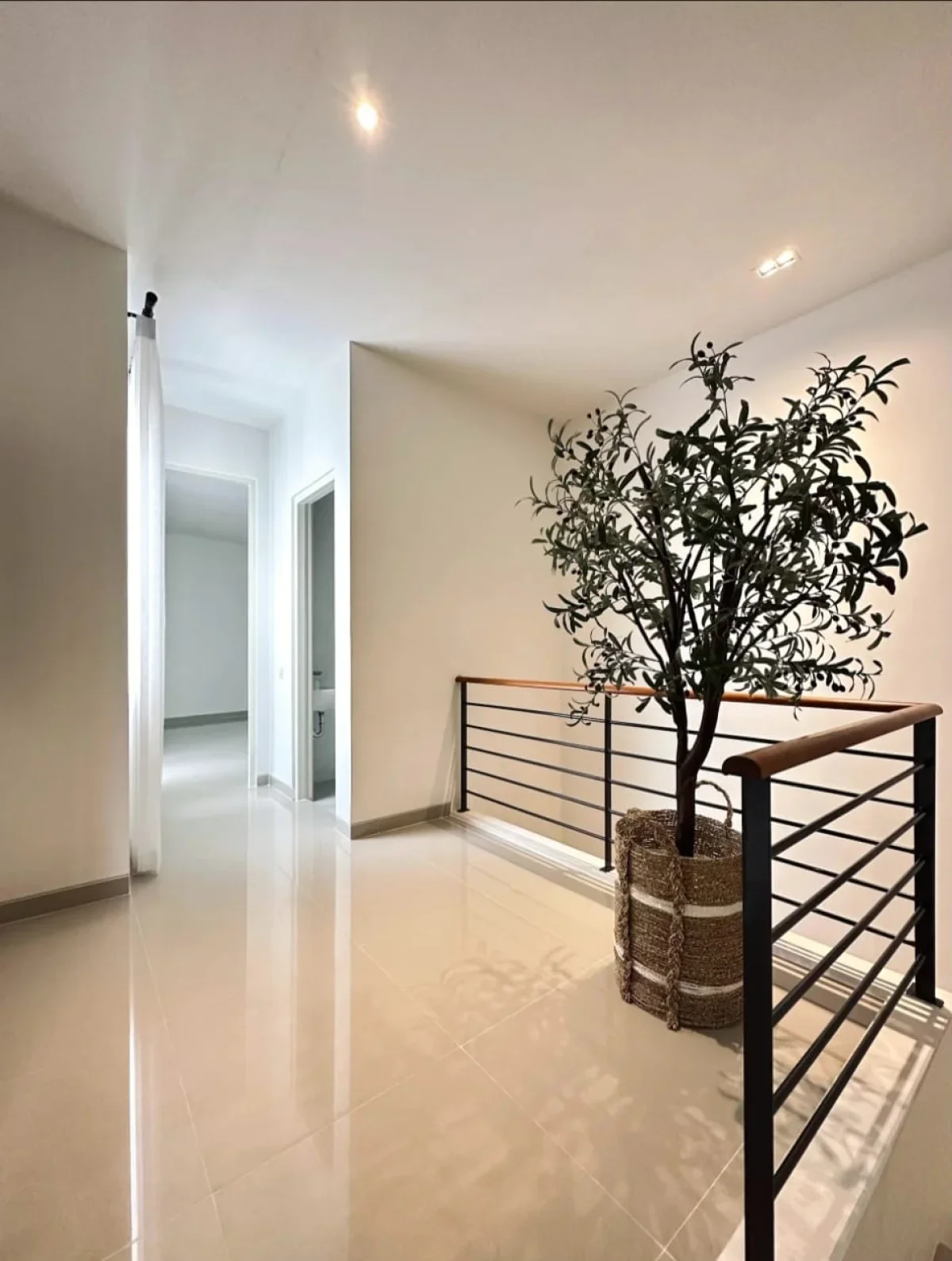 Rumah Pintu Tol Satelit area Gunung Sari Wiyung   - Galeri 7