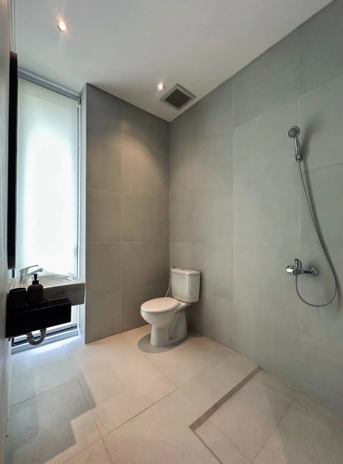 Rumah Crystal Golf Carnelian Surabaya Barat - dekat Gwalk dan Ciputra Hospital - Galeri 8